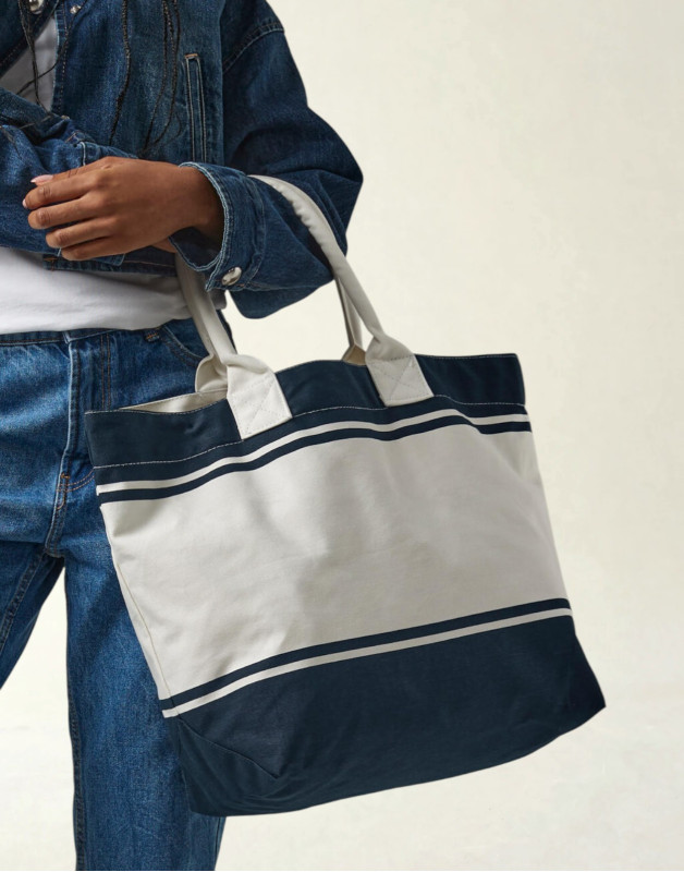 SAC CANVAS DECKQD26Quadra